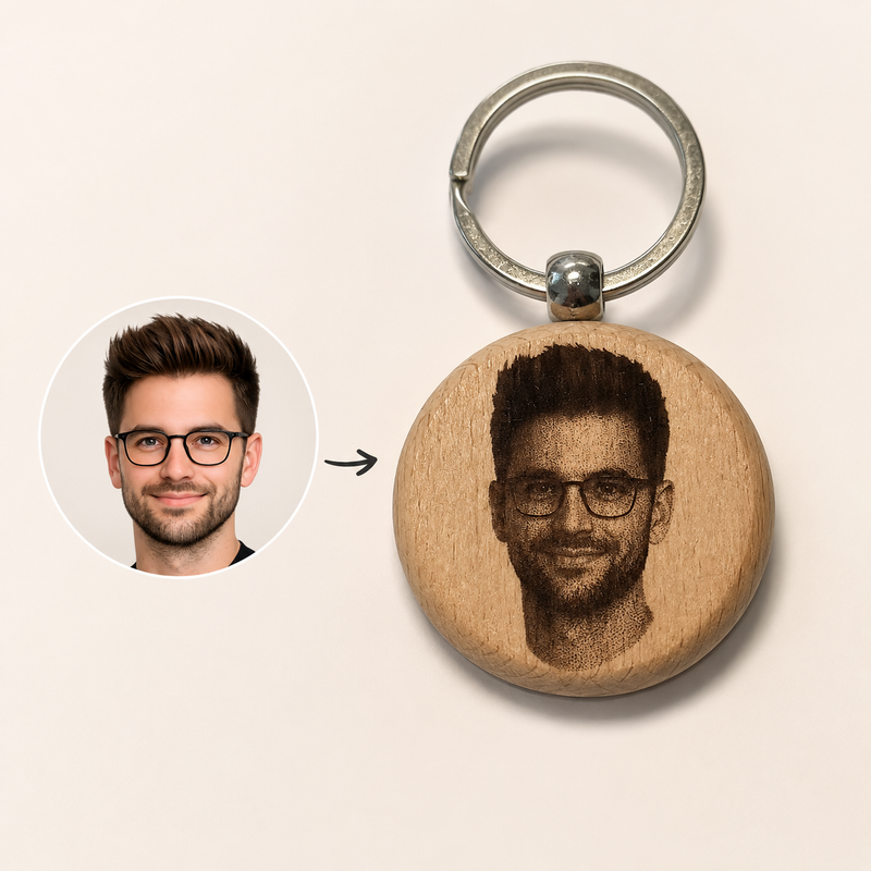 Ronde houten sleutelhanger met portret